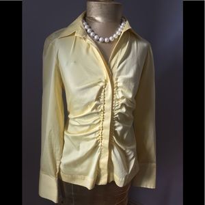 🔥Antonio Melani Yellow Button Ruffle Blouse